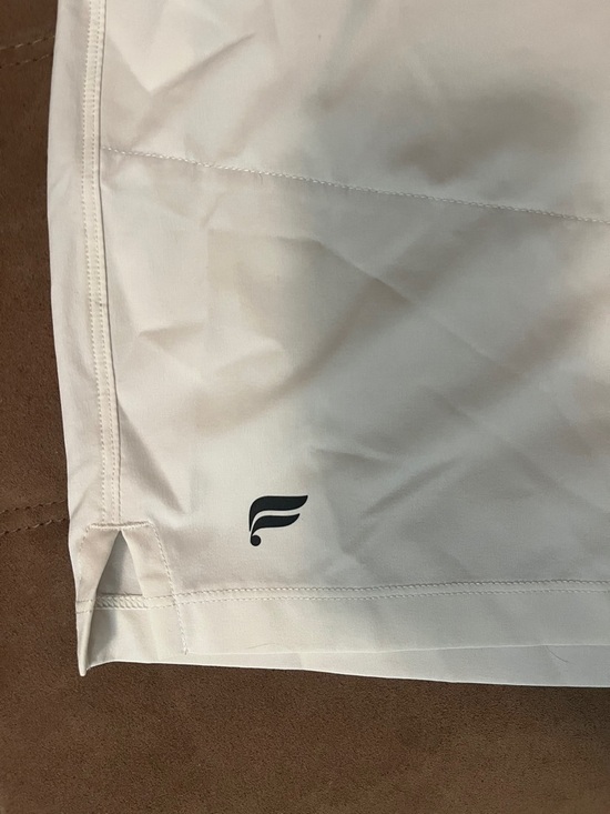 Fabletics men’s shorts - Picture 2 of 4